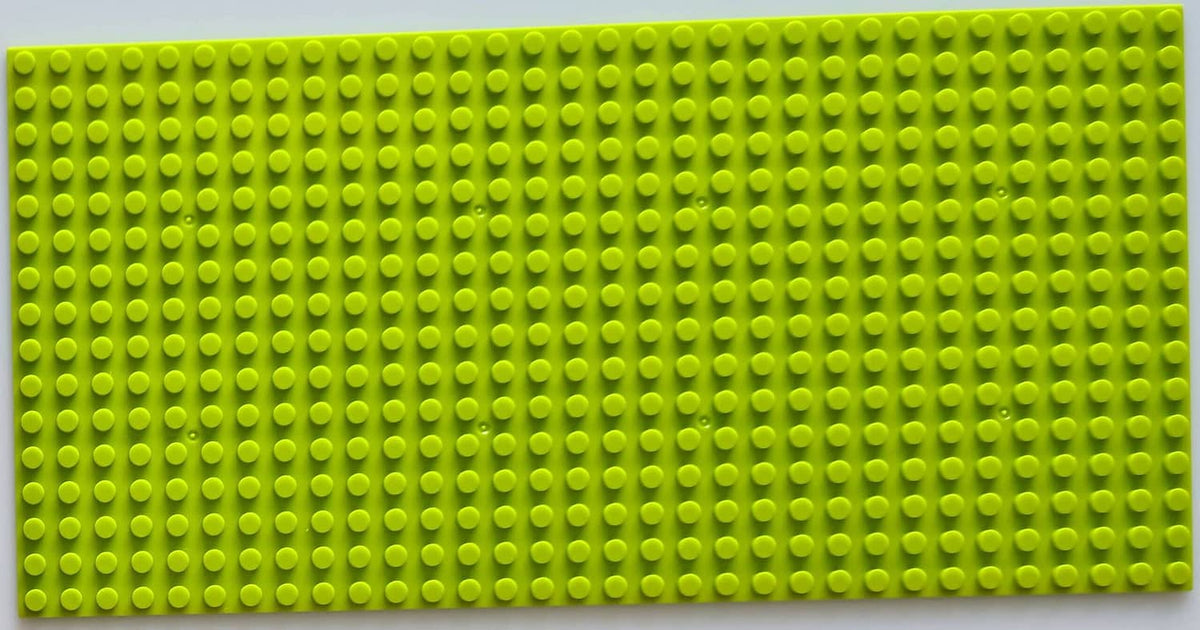 BASEPLATE 16x32 Studs Light Green Generic Brand