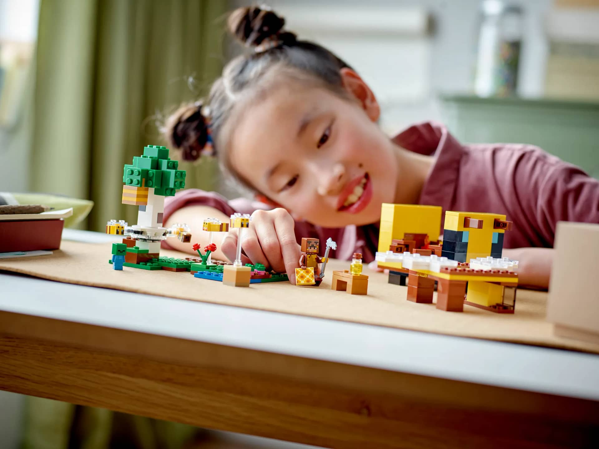 LEGO® 21241 The Bee Cottage - Minecraft®