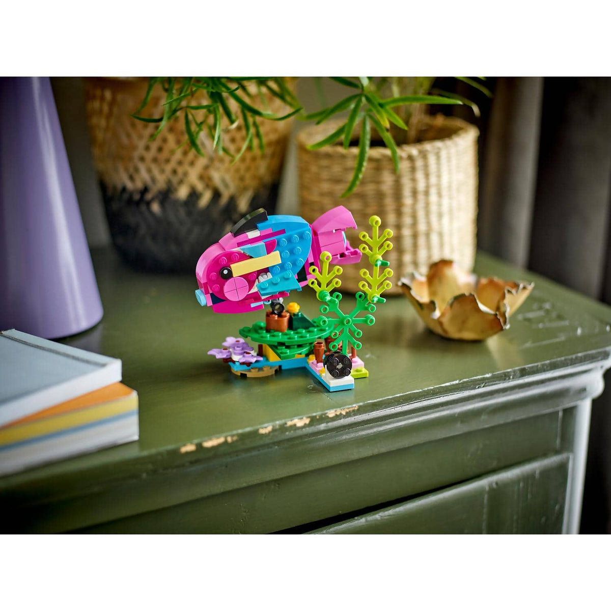 LEGO® 31144 Exotic Pink Parrot - Creator 3in1