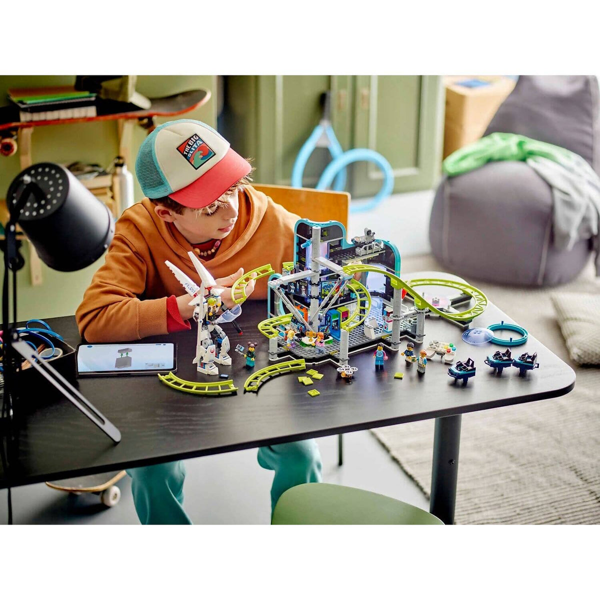 LEGO® 60421 Robot World Roller-Coaster Park - City
