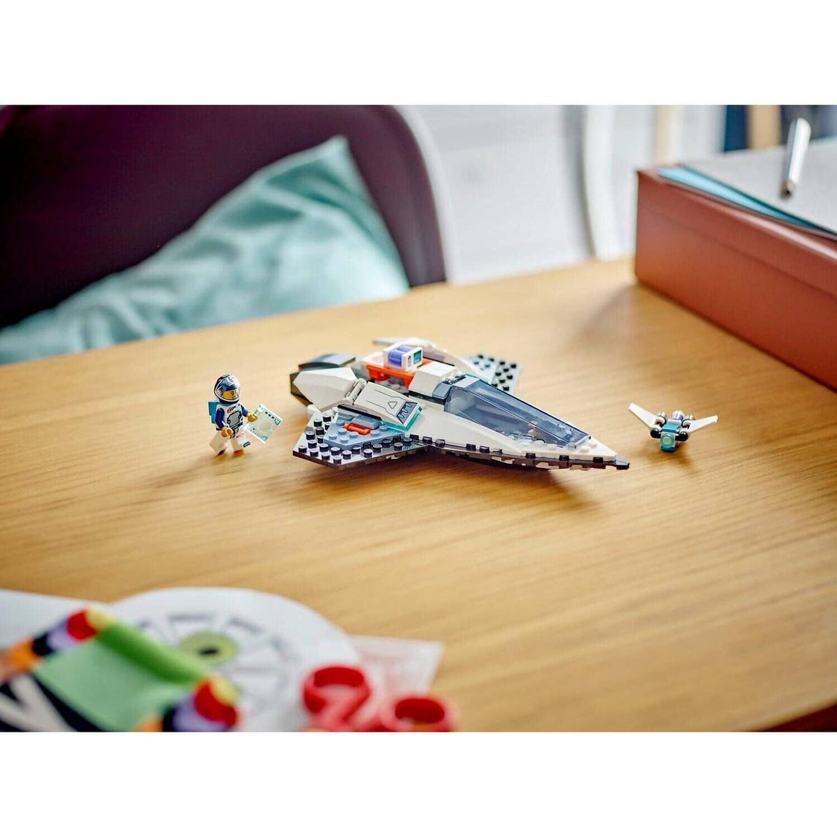 LEGO® 60430 Interstellar Spaceship - City