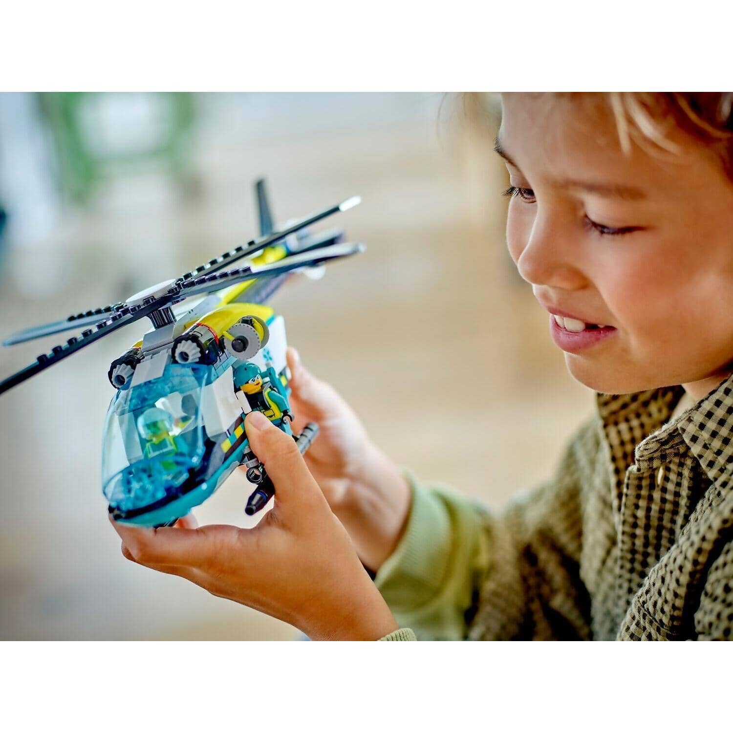 LEGO® 60405 Emergency Rescue Helicopter - City