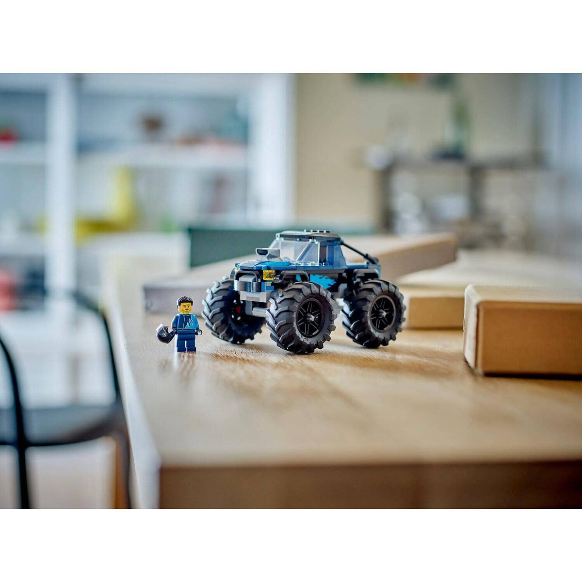 LEGO® 60402 Blue Monster Truck - City
