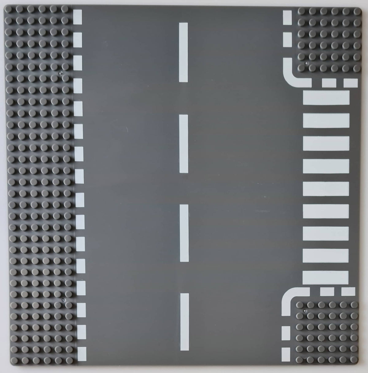 BASEPLATE T-junction 32x32 Studs Generic Brand
