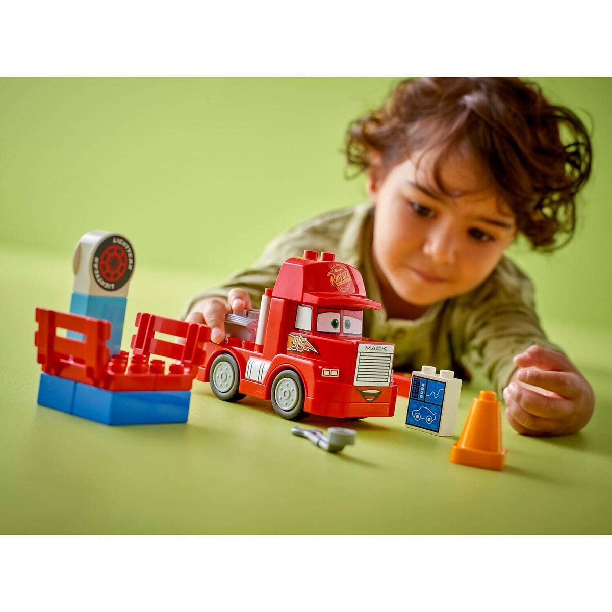 LEGO® 10417 Mack at the Race - DUPLO®