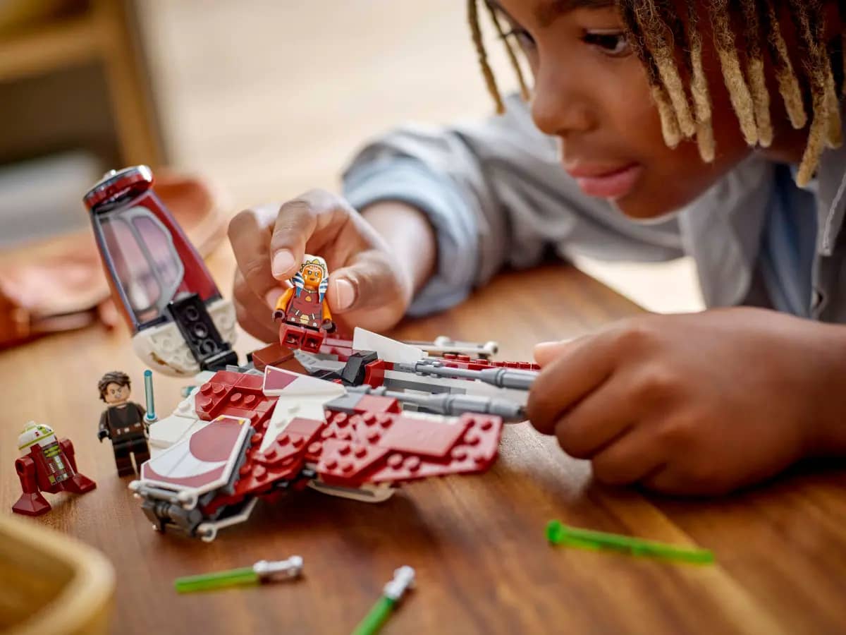 LEGO® 75401 Ahsoka's Jedi Interceptor - Star Wars™