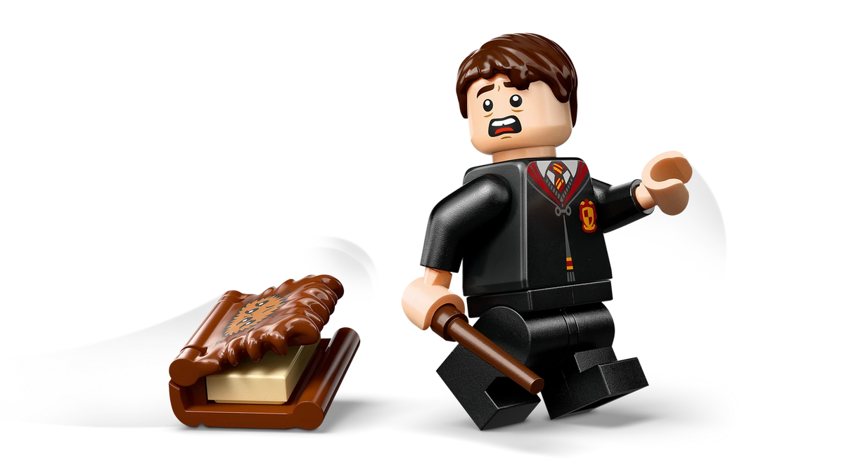 LEGO® 76449 Chomping Monster Book of Monsters - Harry Potter™