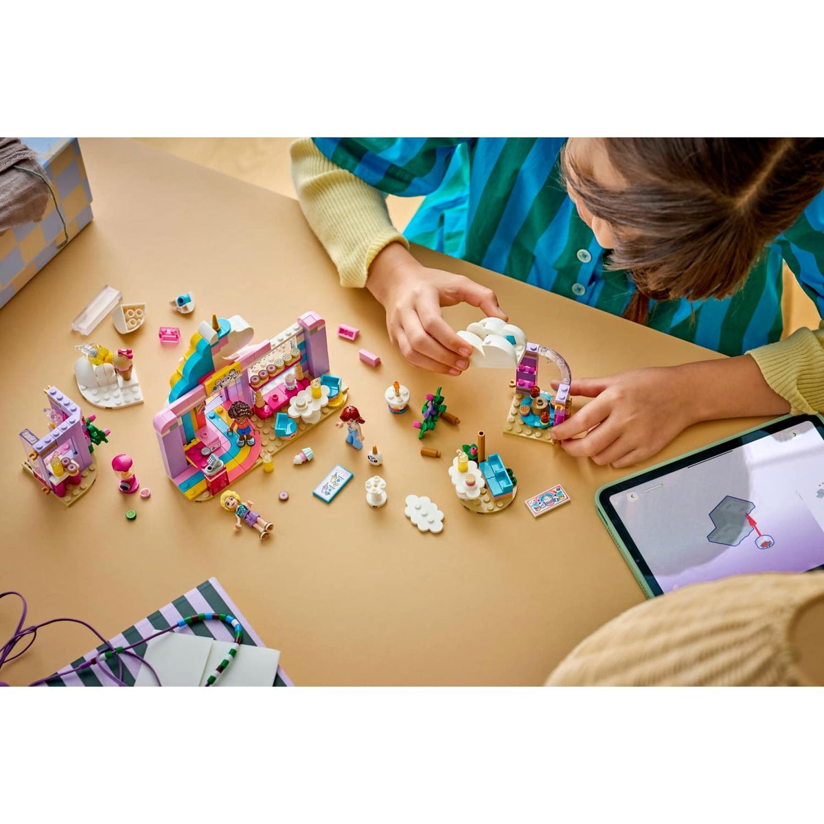 LEGO® 42684 Unicorn Dream Cafe - Friends