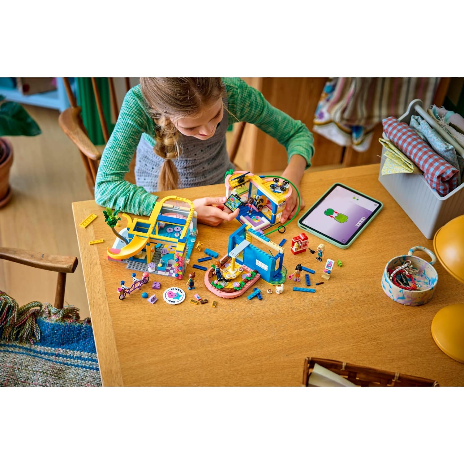 LEGO® 42689 Heartlake City Friends Club House - Friends