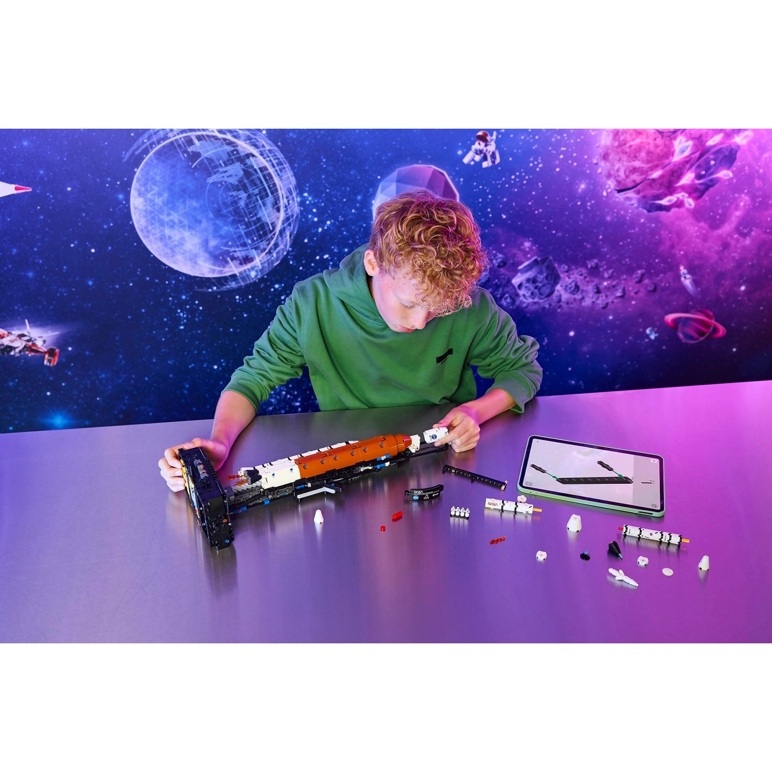 LEGO® 42221 NASA Artemis Space Launch System Rocket - Technic