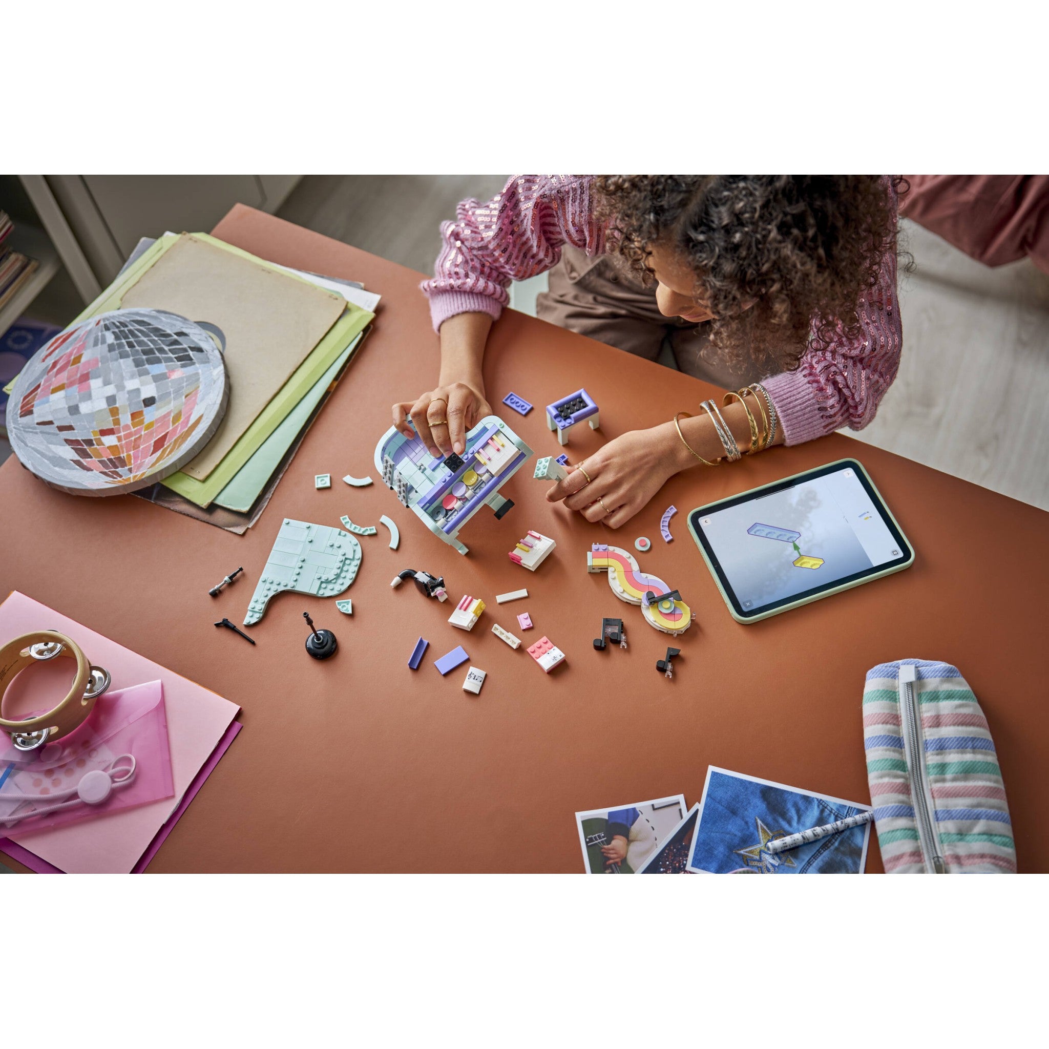 LEGO® 31392 Music Decor Piano with Cat - Creator 3-in-1