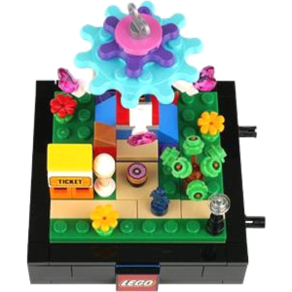 LEGO Mini Fairground Swing Ride Limited Edition 106 Pieces