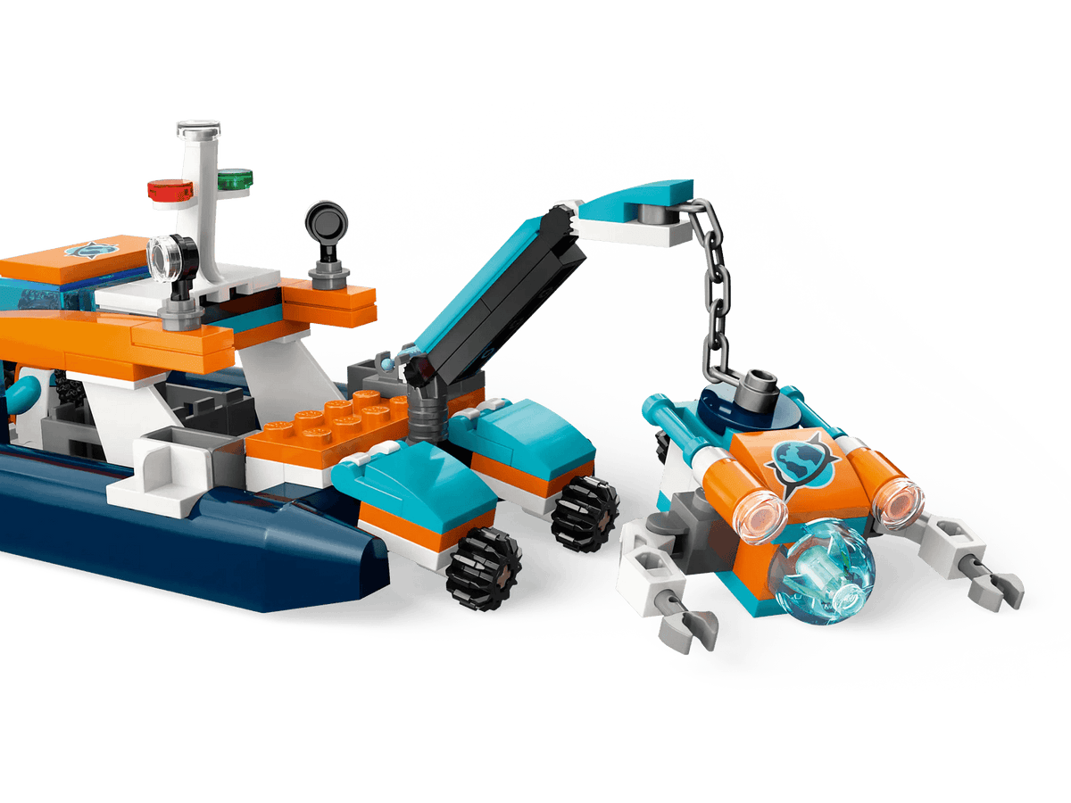 LEGO® 60377 Explorer Diving Boat - City