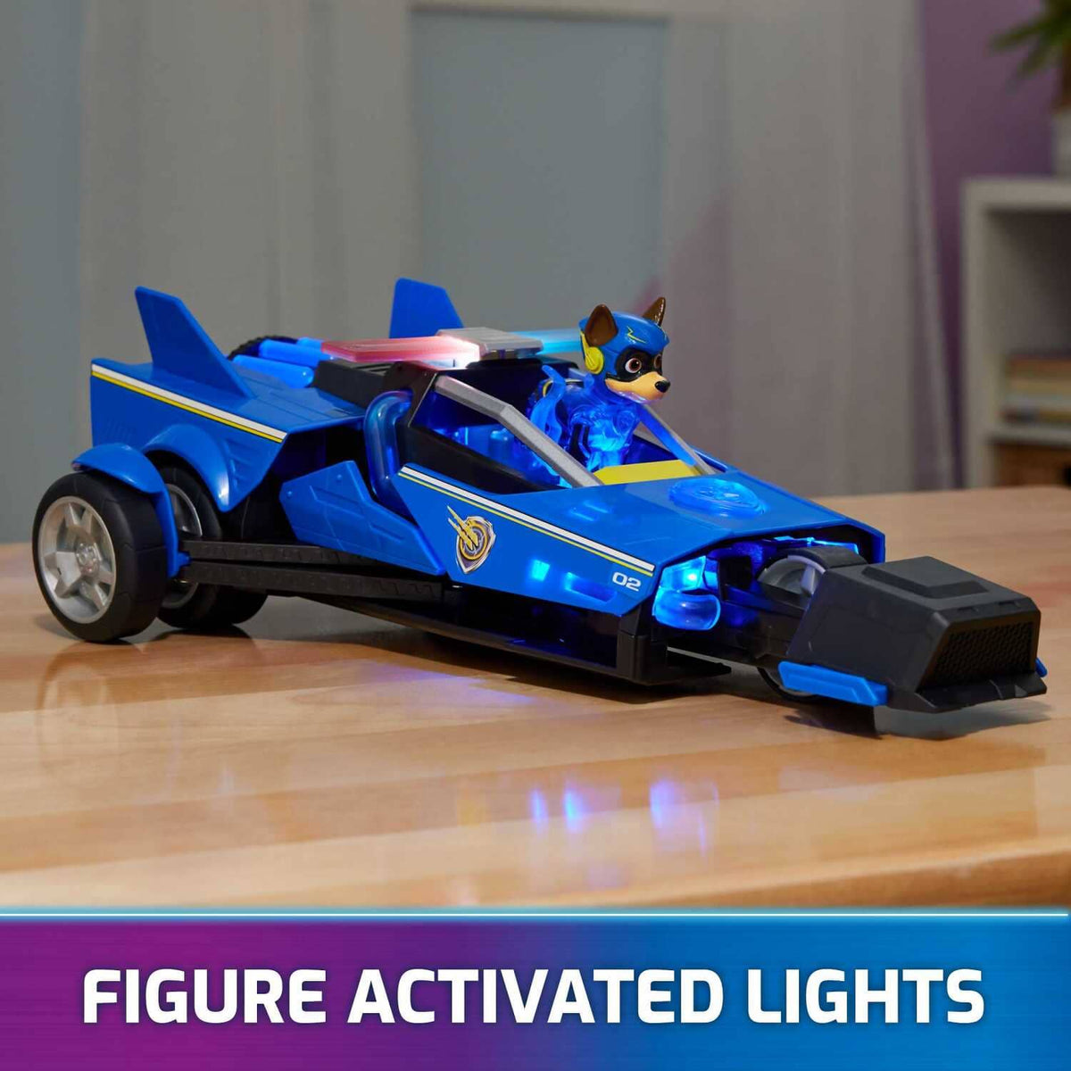 Paw Patrol - The Mighty Movie Chase s Mighty Transforming Cruiser with Action Figure Lights And Sounds - Spin Master