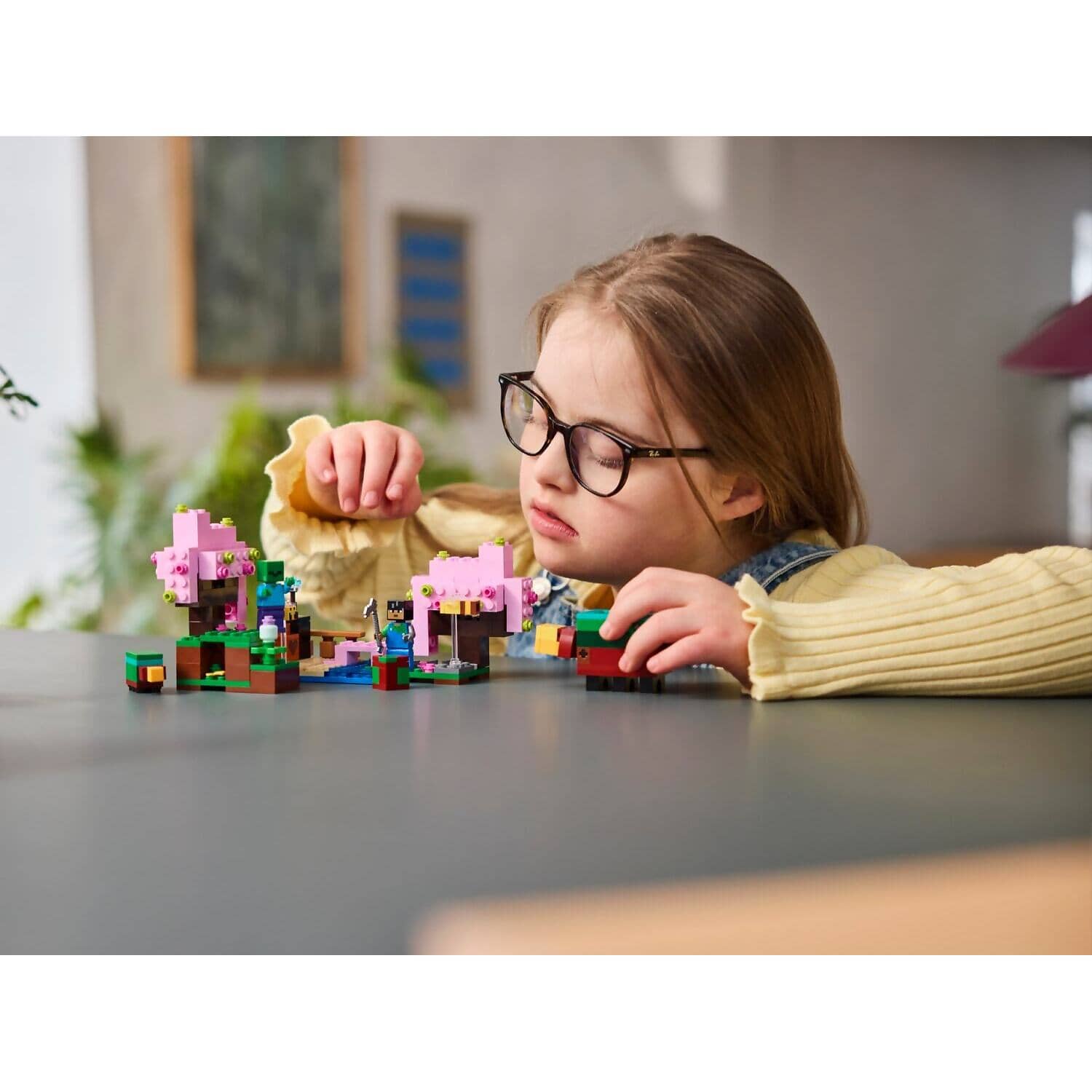 LEGO® 21260 The Cherry Blossom Garden - Minecraft®
