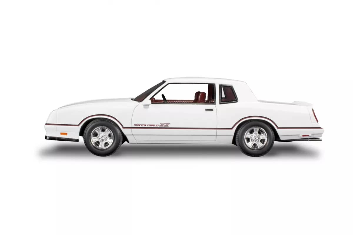 REVELL - 1:24 1986 MONTE CARLO SS 2 'N 1 SCALED PLASTIC MODEL KIT