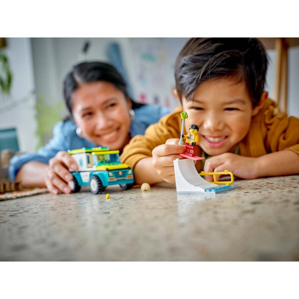 LEGO® 60403 Emergency Ambulance and Snowboarder - City 4+