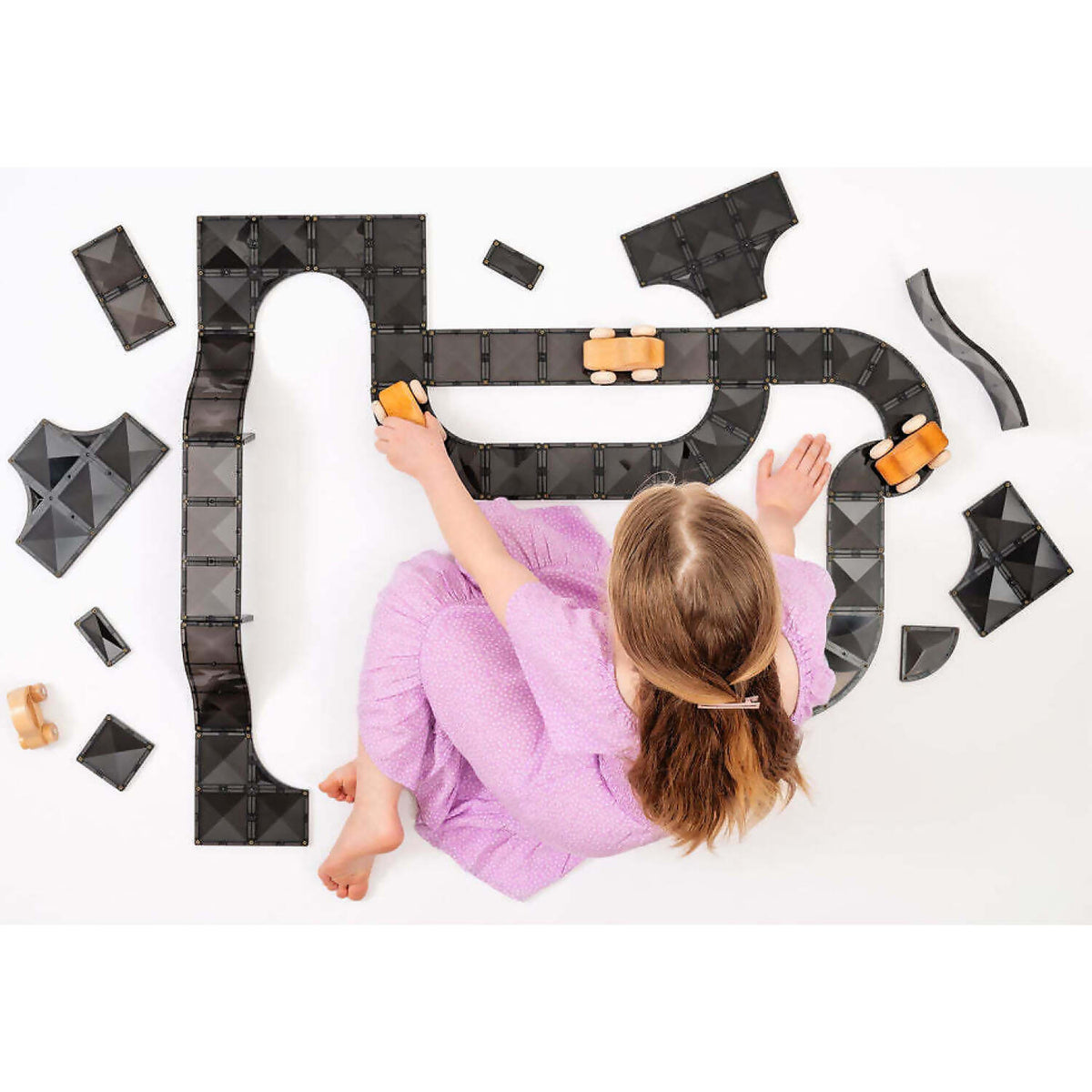 Connetix - Magnetic Tiles 48 Piece Creative Roads Pack