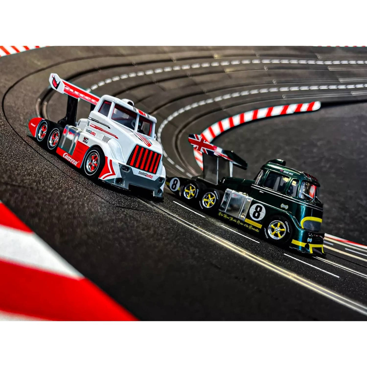 CARRERA - DIGITAL 1:32 - RACETRUCK CABOVER BRITISH RACING GREEN NO.8 - SLOT CAR ALSO SUITS SCALEXTRIC