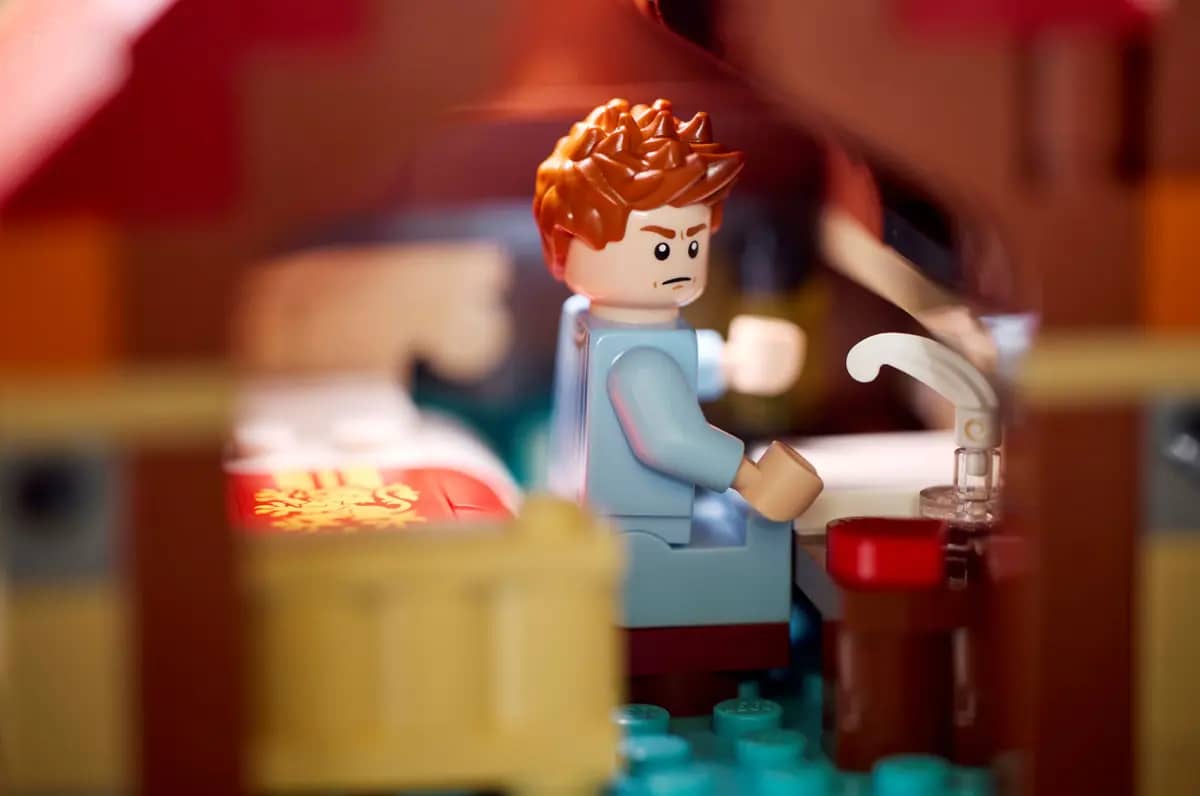 LEGO® 76437 The Burrow Collectors Edition - Harry Potter™