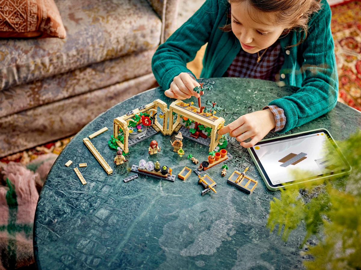 LEGO® 76445 Hogwarts Castle: Herbology Class - Harry Potter™