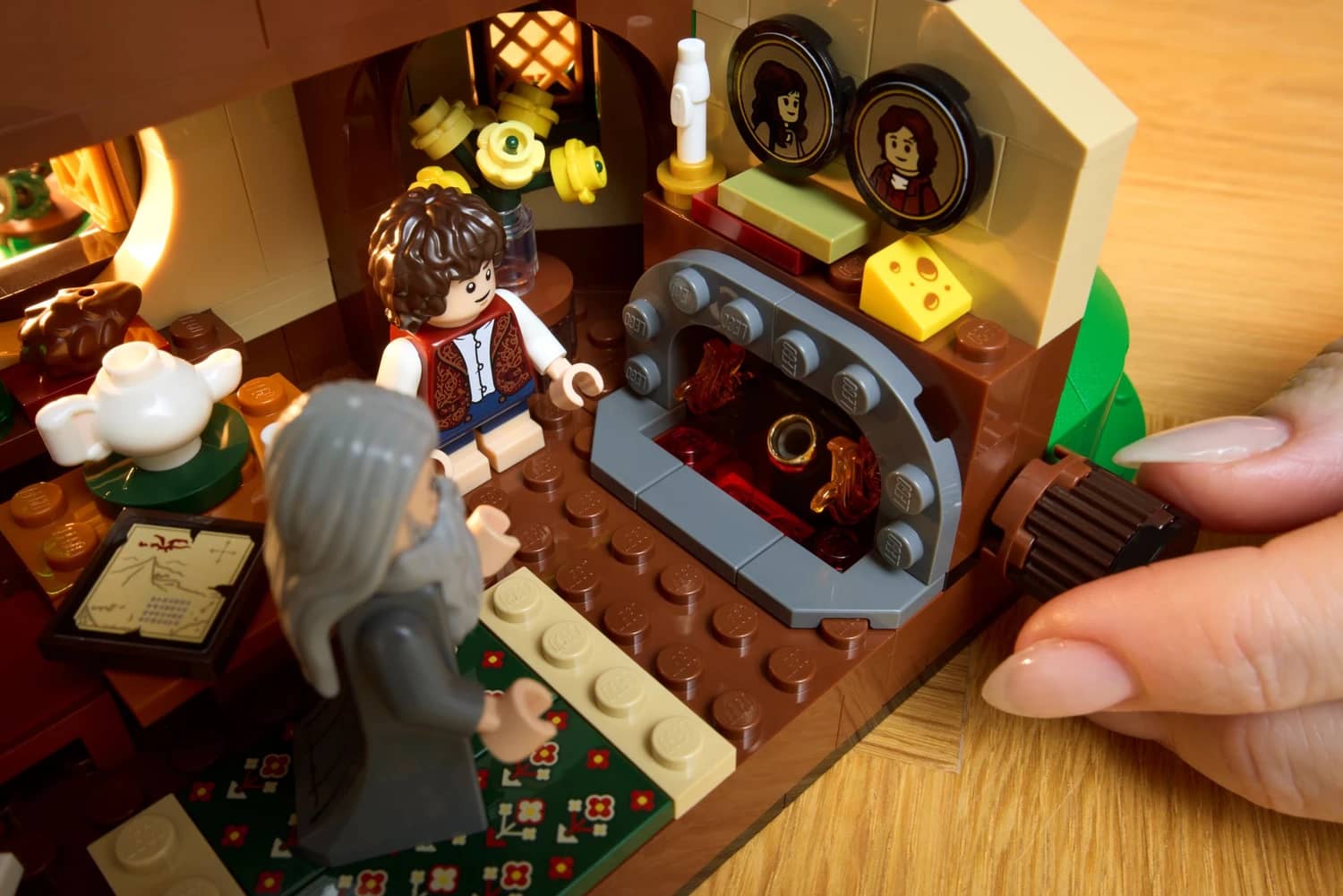LEGO® 10354 The Lord of the Rings™: The Shire - ICONS