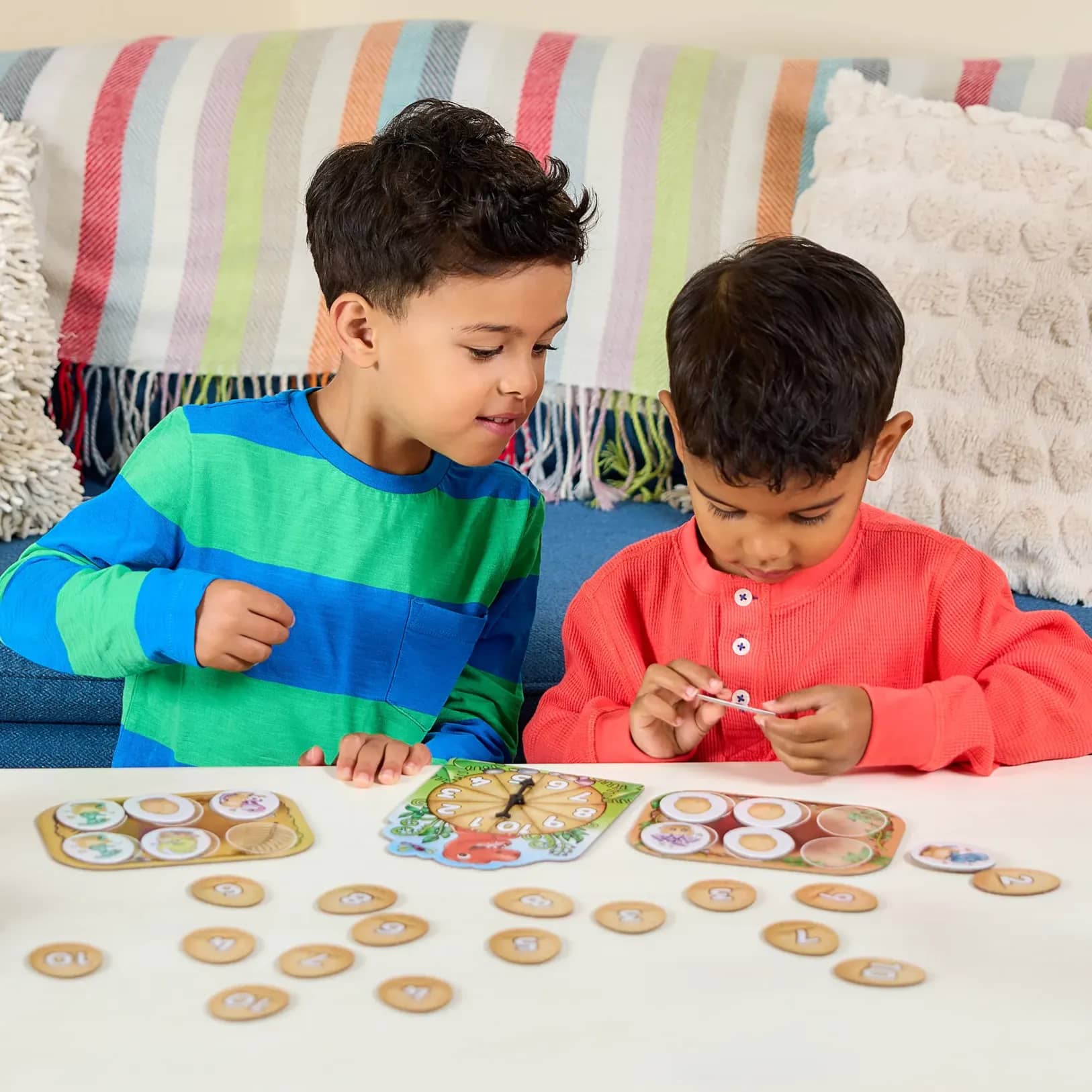 Orchard Toys - Dinosaur Number Eggs Game