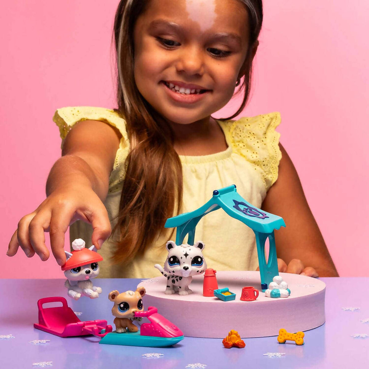 Littlest Pet Shop - Snowy Day 3 Pack  Playset