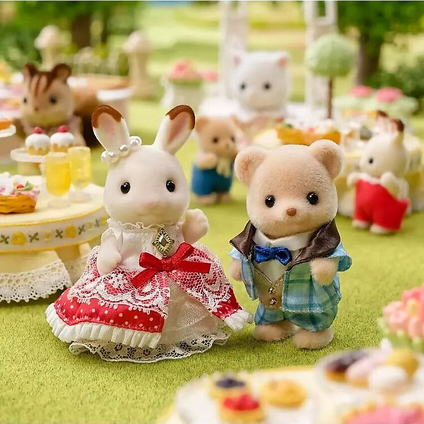 Sylvanian Families - Freya & Theo Anniversary Friends Playset