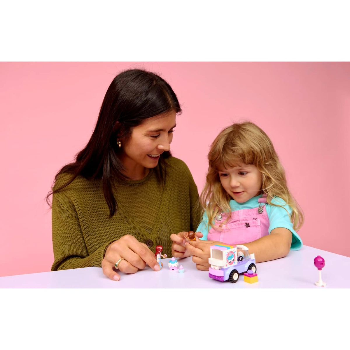 LEGO® 42675 Unicorn Cake Delivery Car - Friends 4+