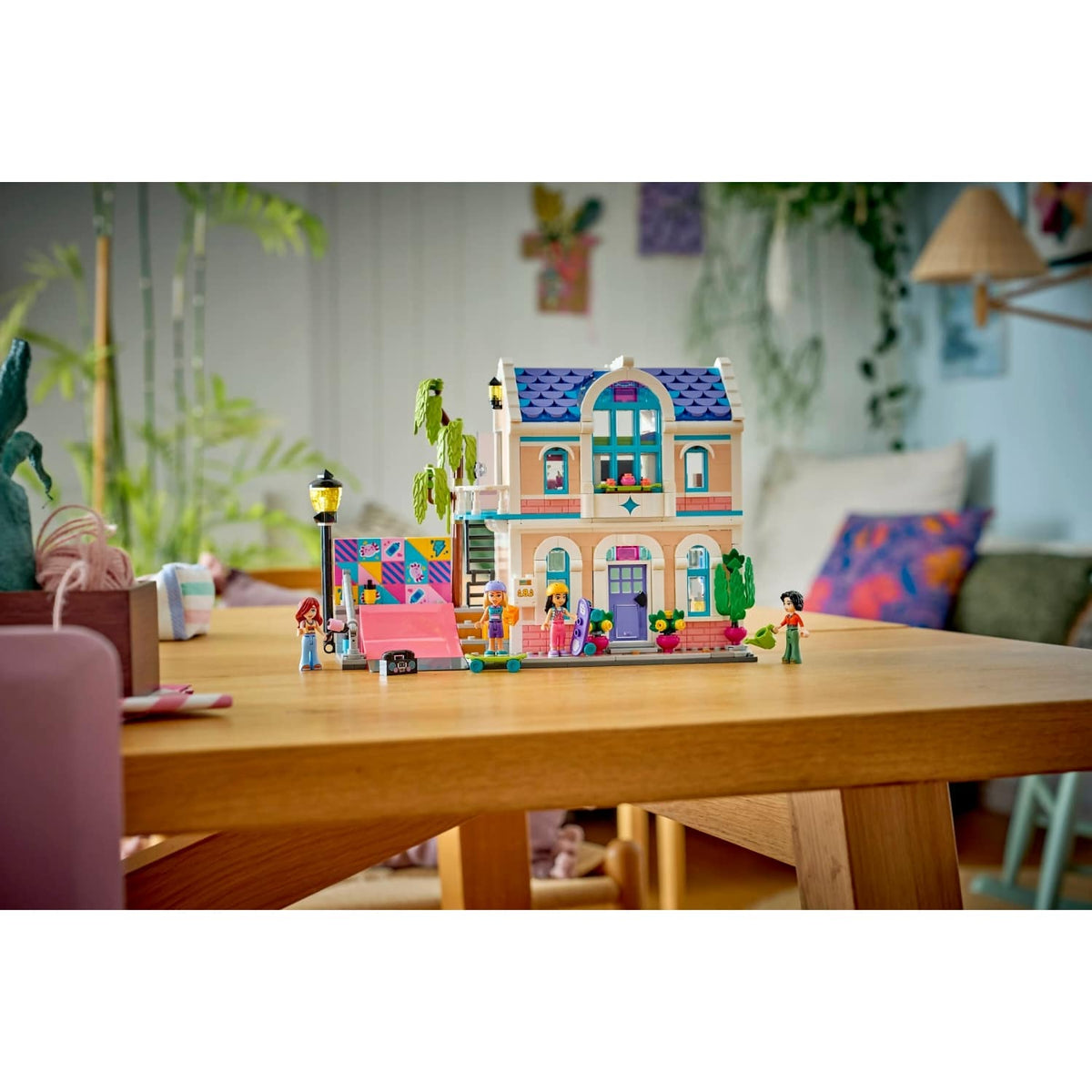 LEGO® 42687 Liann's Family House - Friends