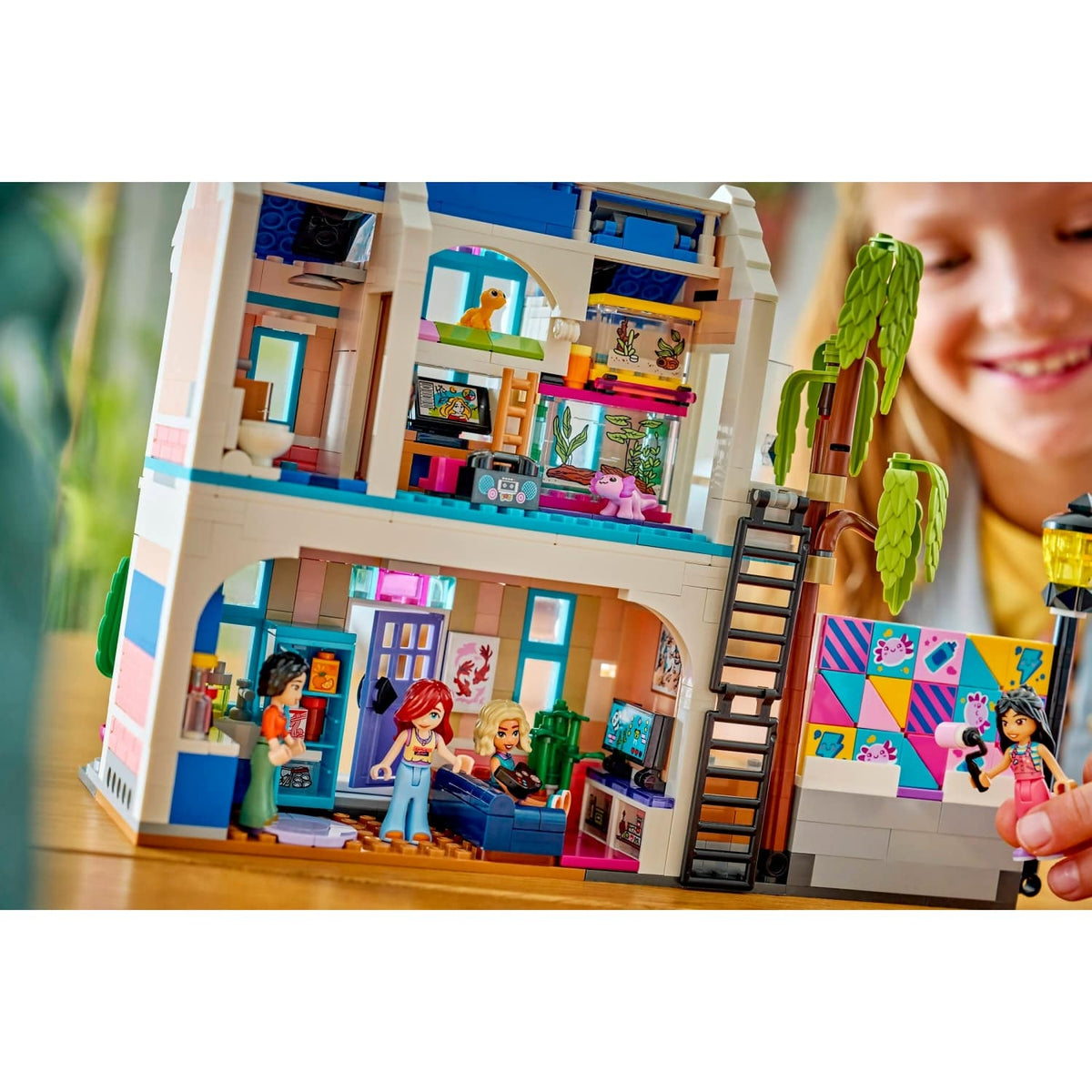 LEGO® 42687 Liann's Family House - Friends