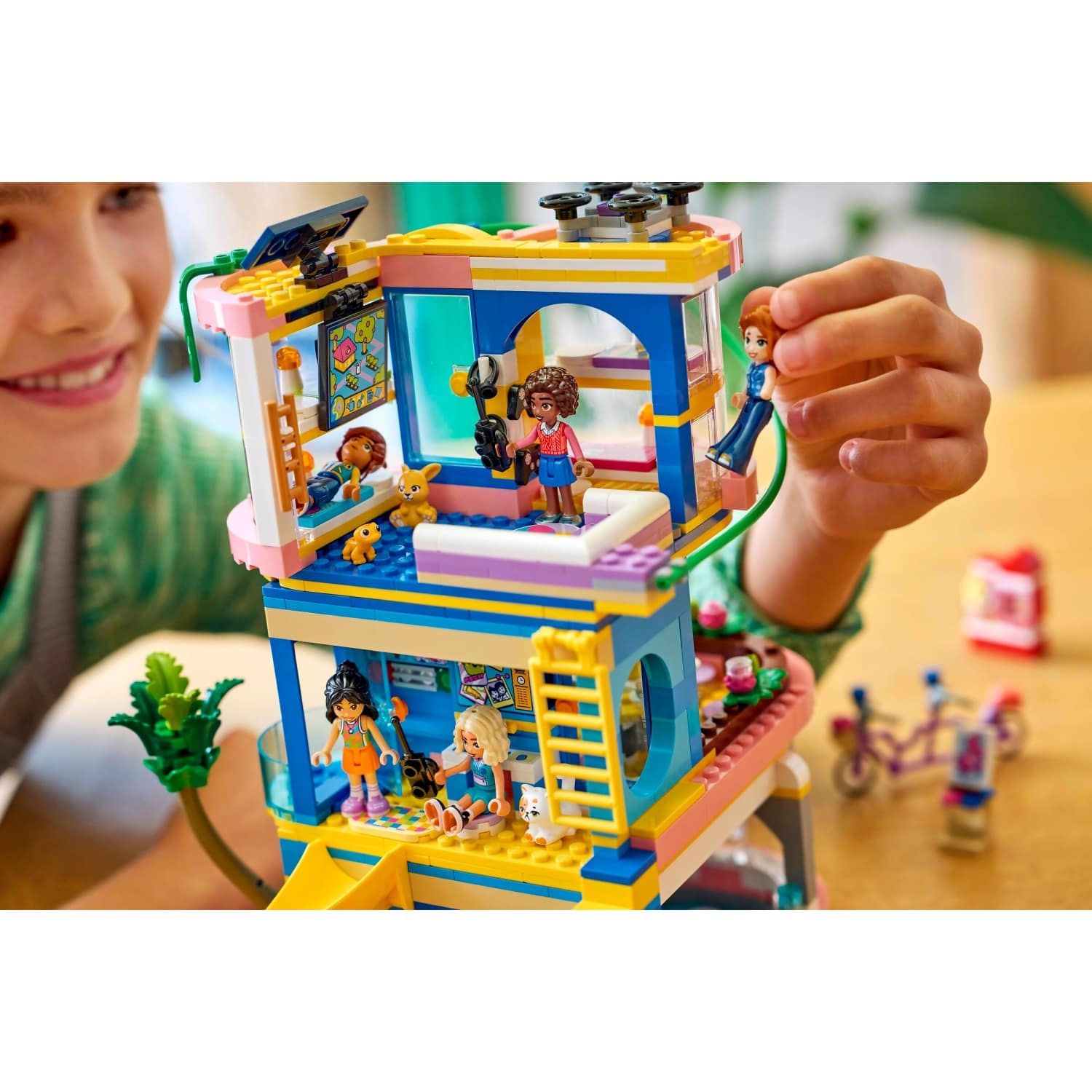 LEGO® 42689 Heartlake City Friends Club House - Friends