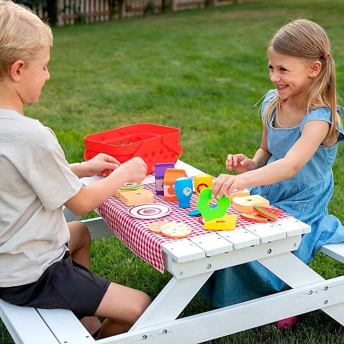 Fat Brain Toys - Pretendables Picnic Basket Set 26pce