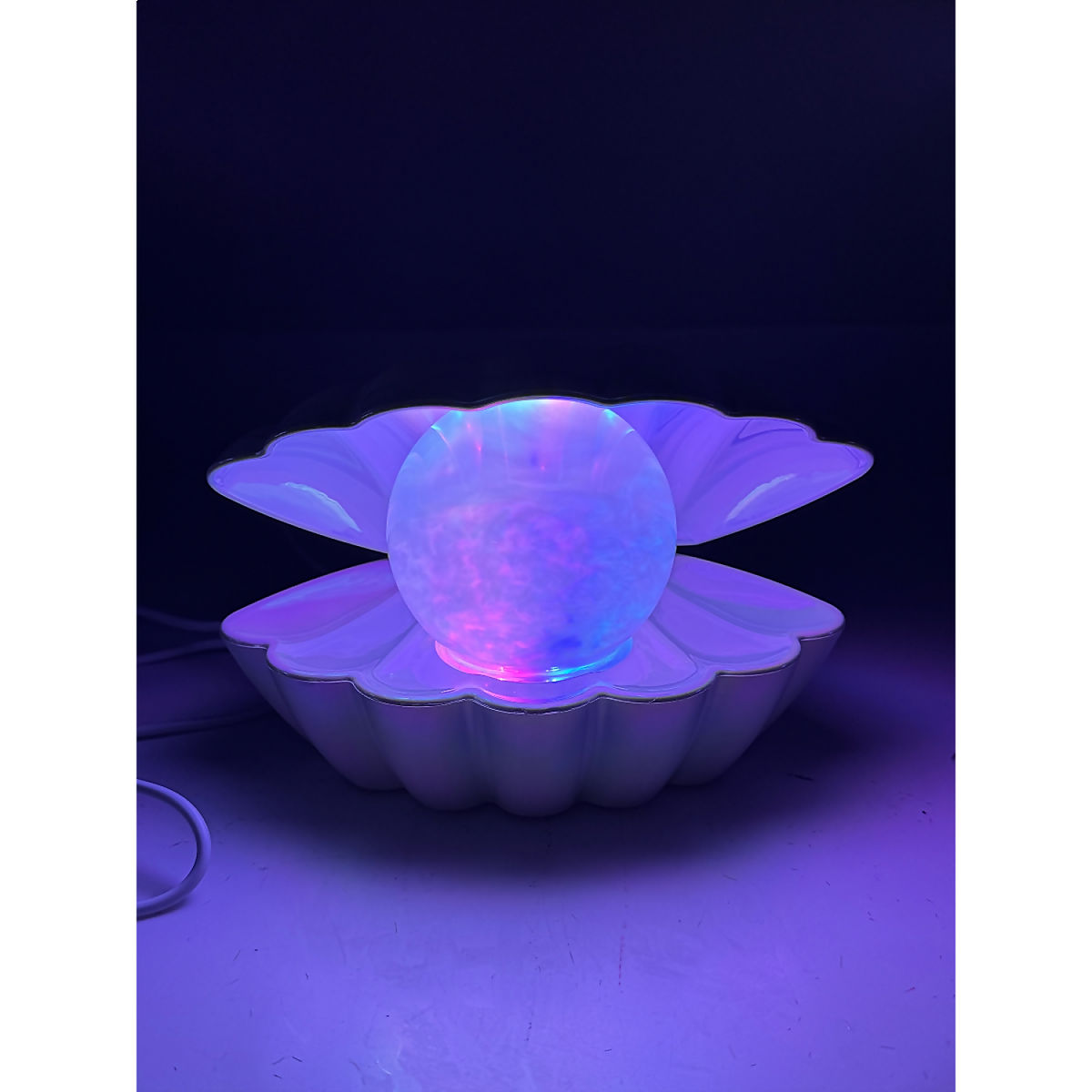Cotton Candy - Clam Shell Cloud Lamp Pearl - LED Colour Changing Lamp
