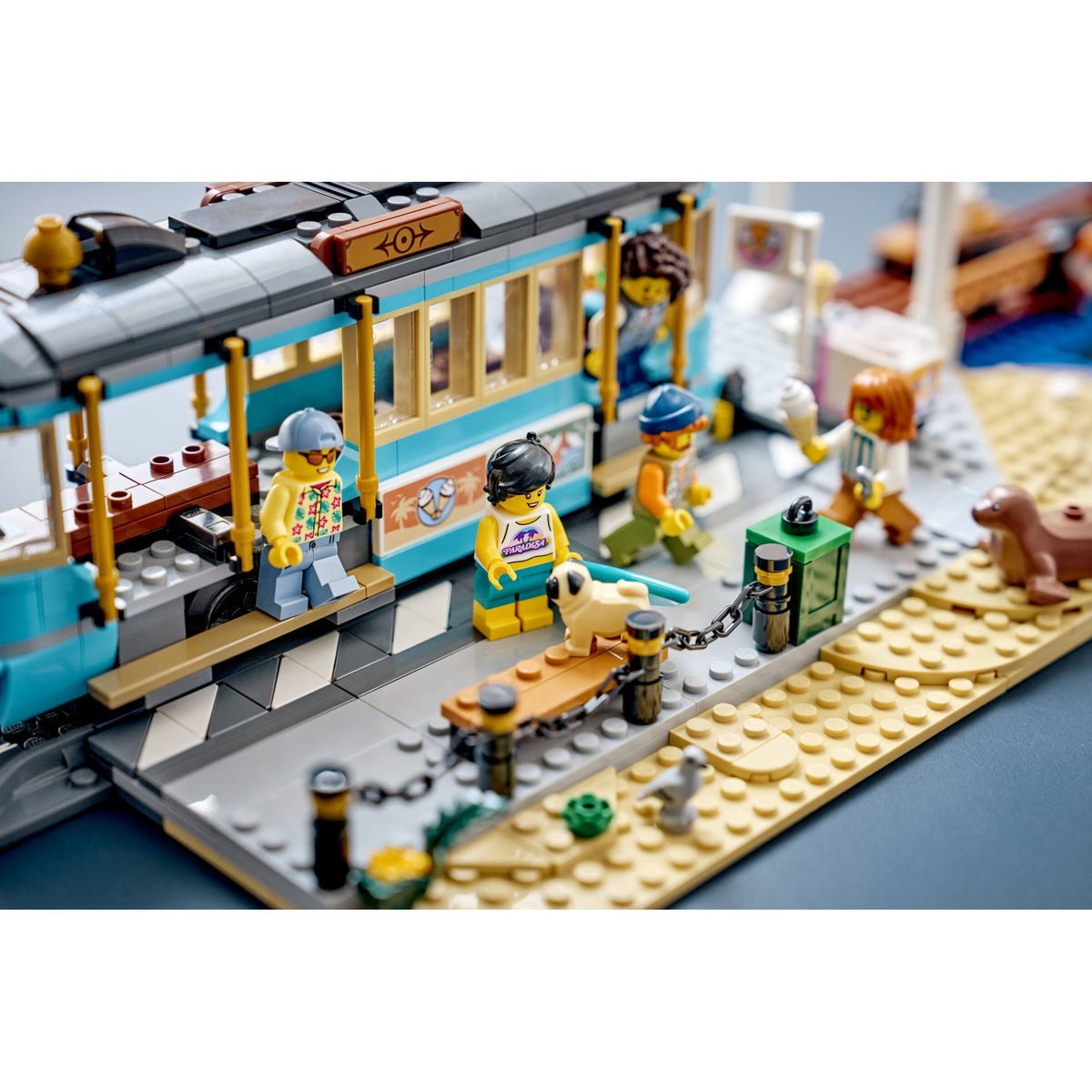 LEGO® 60506 Classic Beach Streetcar - City