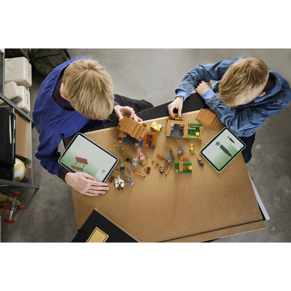 LEGO® 21596 Evoker Village Attack - Minecraft®