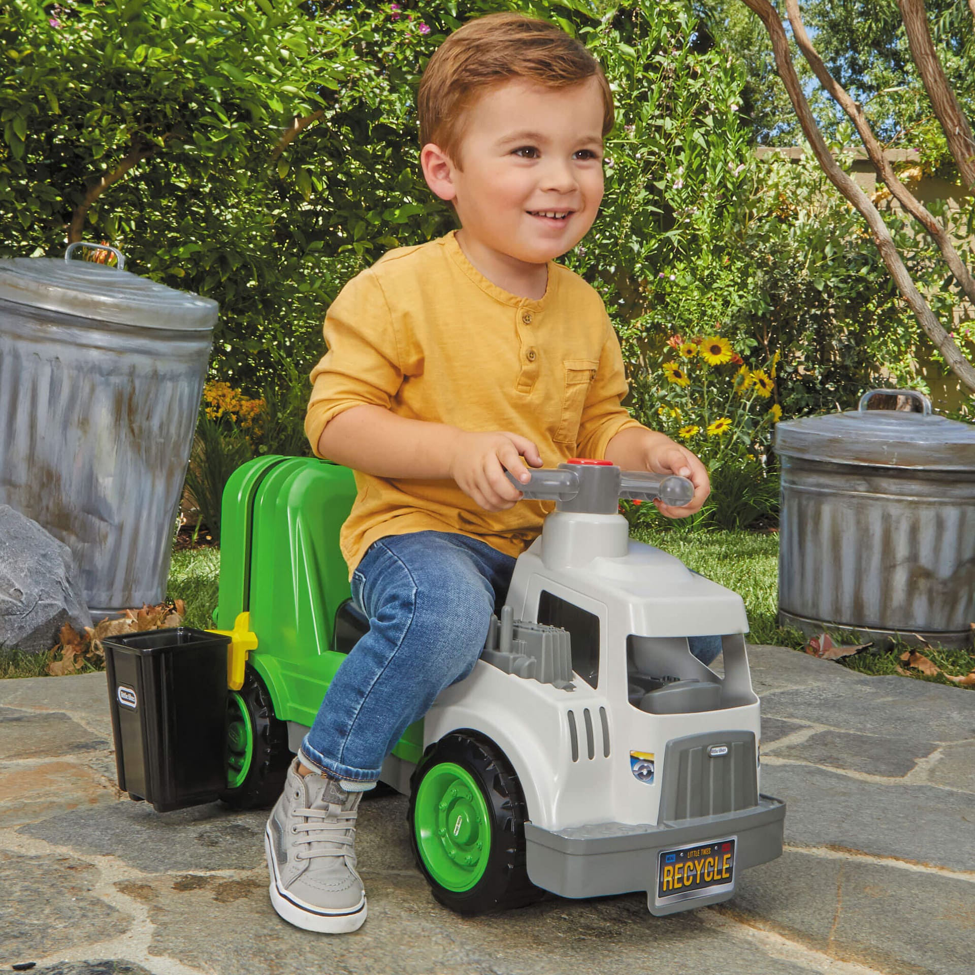 Little Tikes - Dirt Digger Garbage Scoot