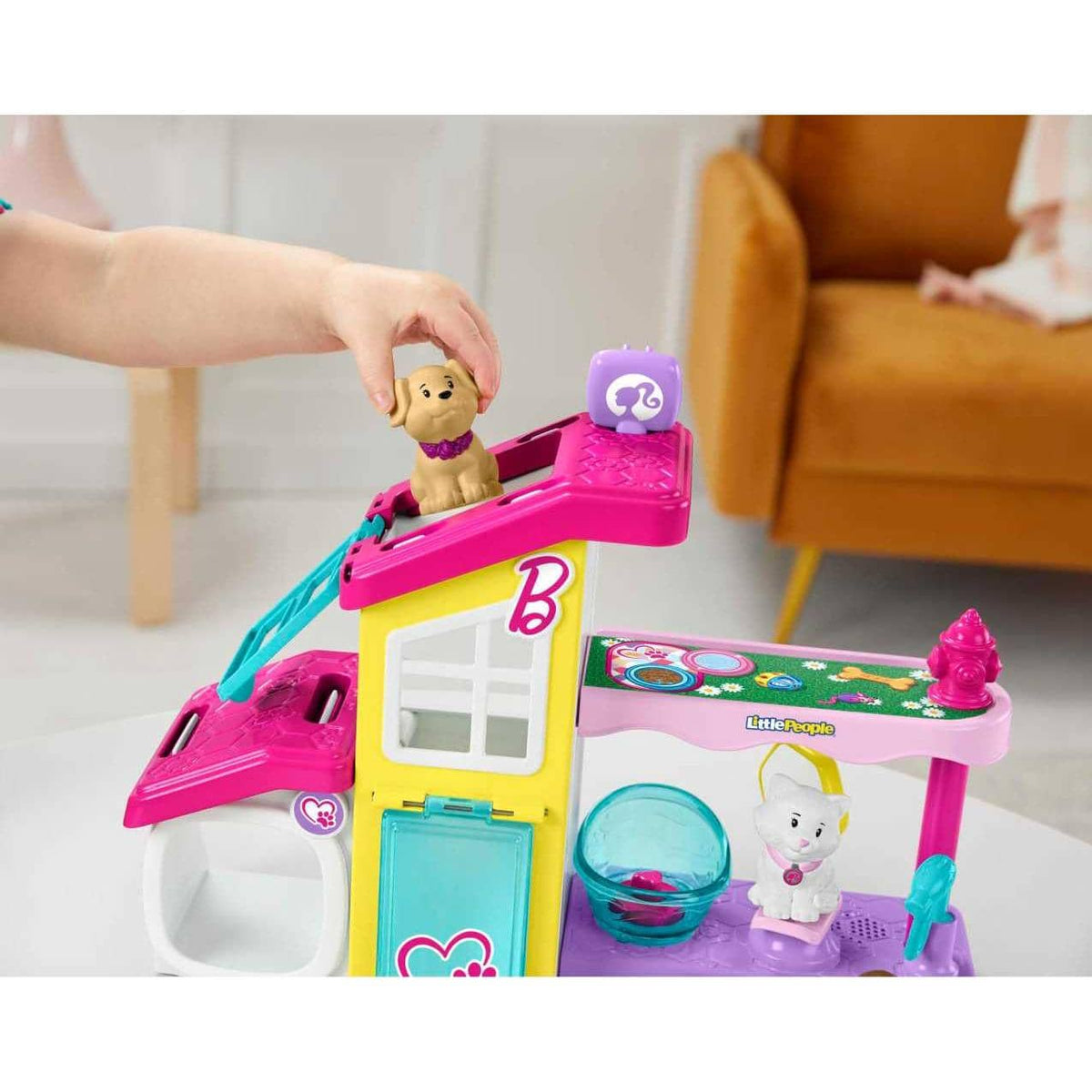 Barbie - Play and Care Pet Spa by Little People