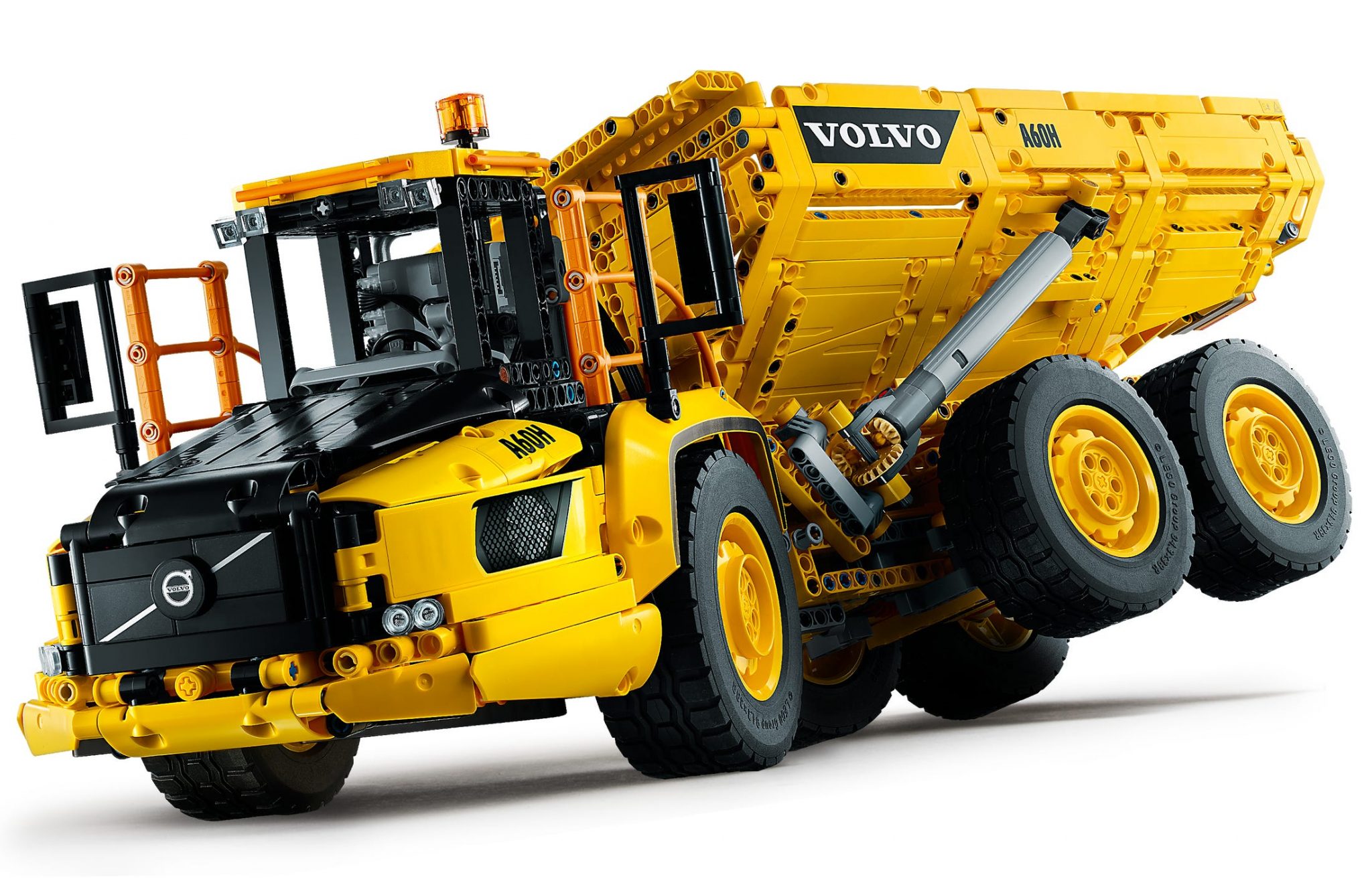 Lego volvo 42114