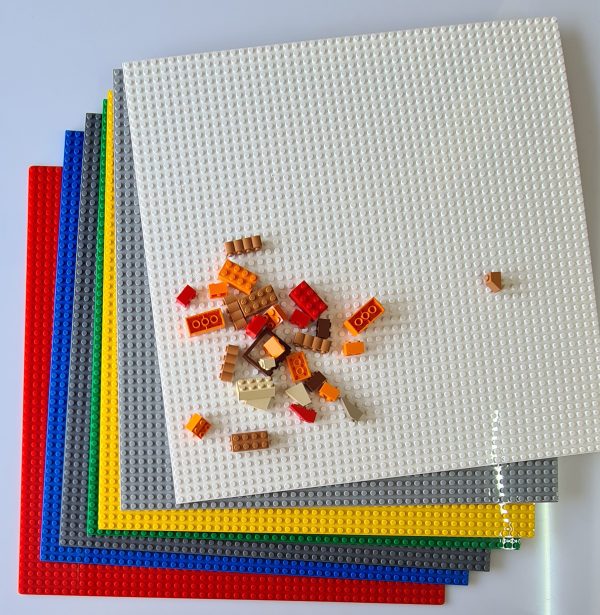 BASEPLATE 50x50 Studs White Generic - Image 3