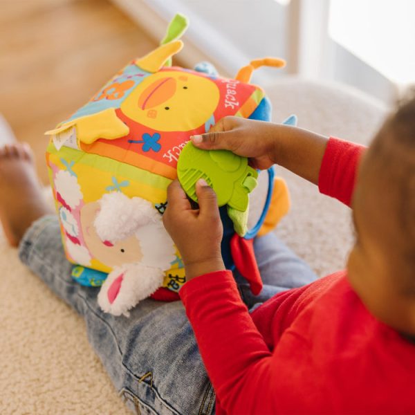Melissa & Doug - Musical Farmyard Cube Learning Toy - Image 9