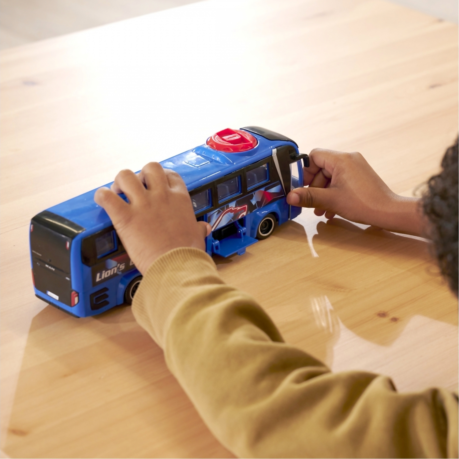 Dickie Toys - Man Lion's Coach Bus - Image 7