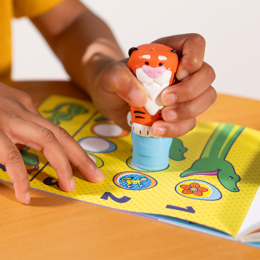 Melissa & Doug - Sticker WOW! Activity Pad Set - Tiger - Image 5