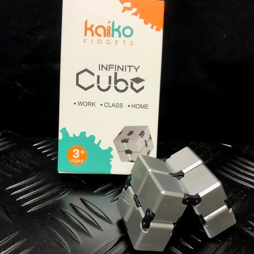 Kaiko - Silver Infinity Cube Fidget 108 grams - Silver Fidget Toy - Image 3