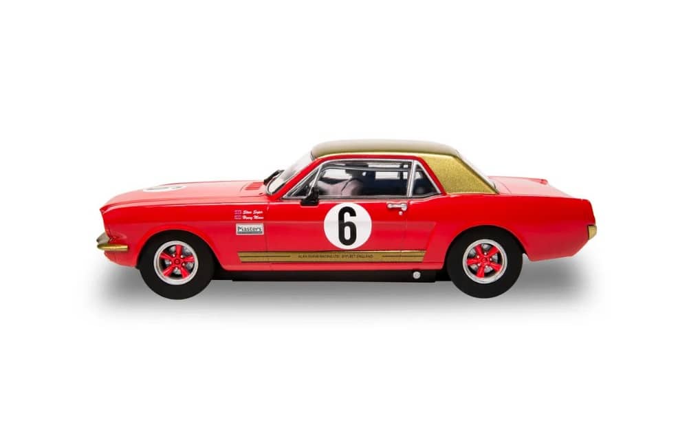 Scalextric C4339 Ford Mustang Alan Mann Henry Mann and Steve Soper slot car also suits Carrera - Image 6