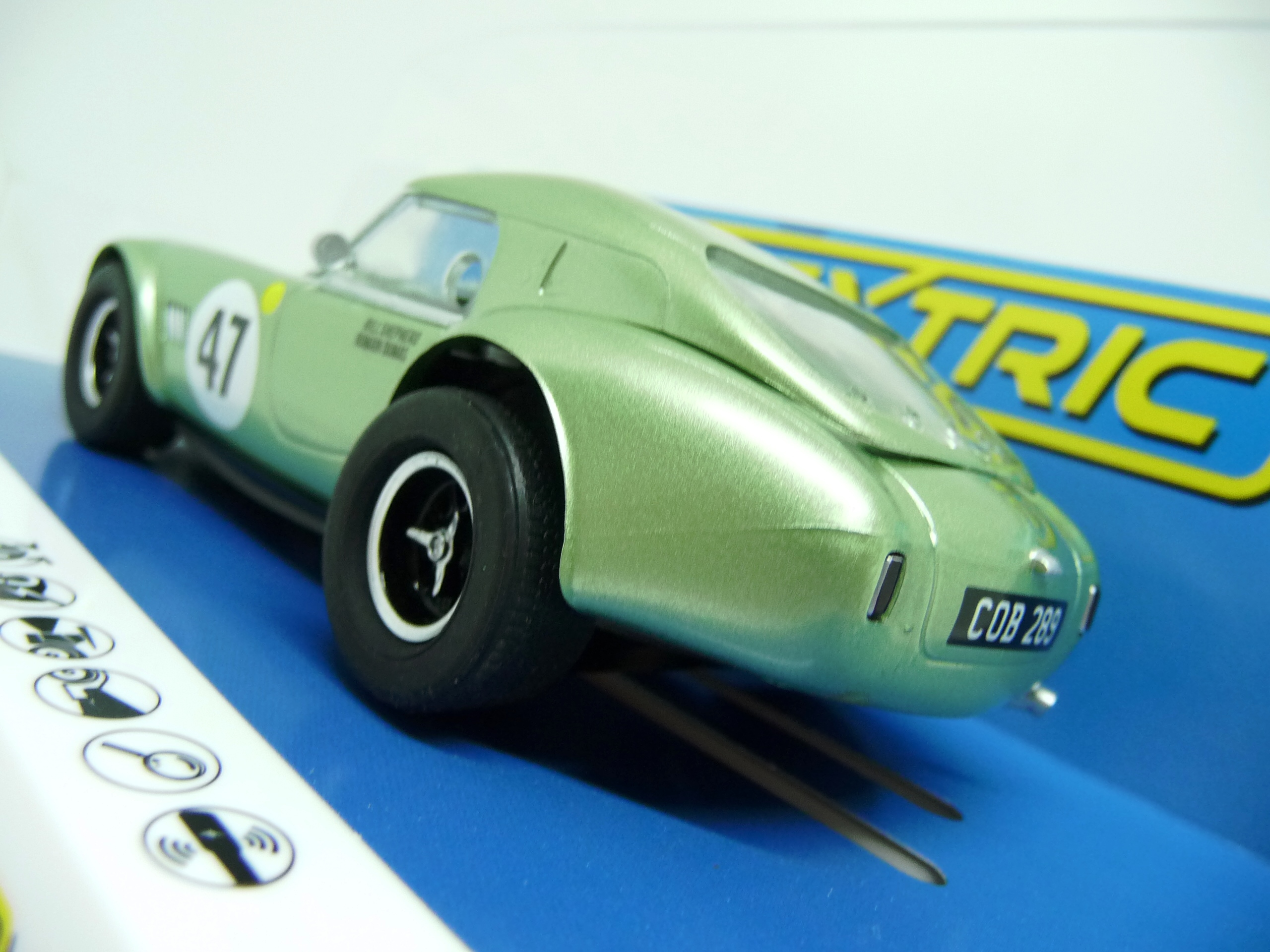 Scalextric C4338 Shelby Cobra 289 - Cob289 - Bill Shepherd - Image 3