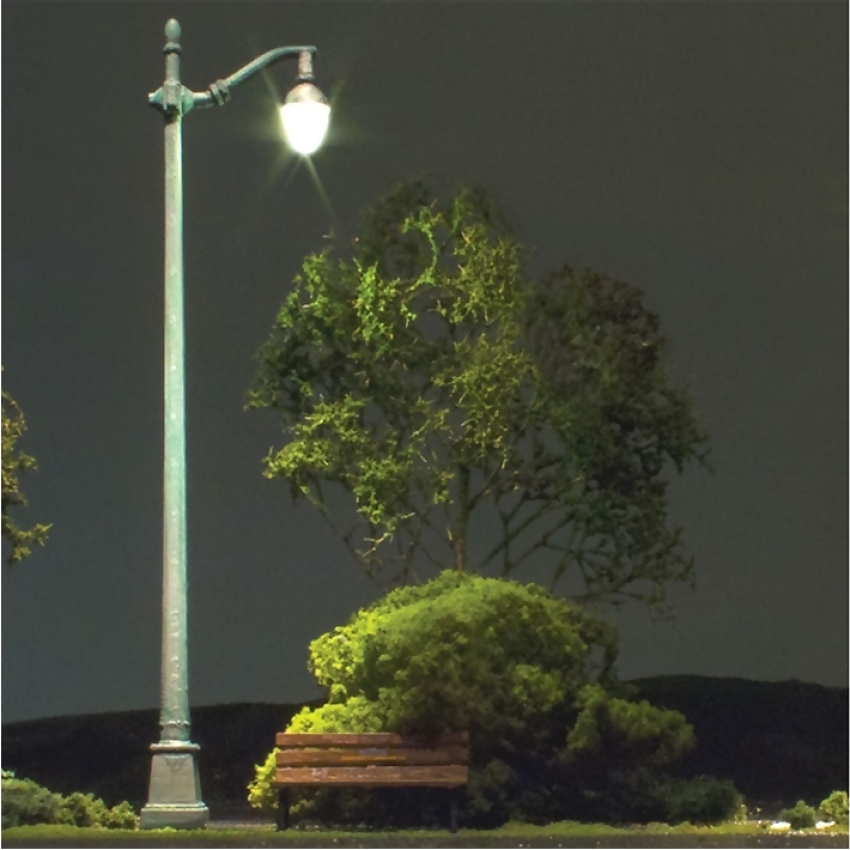 Woodland Scenics - Arched Cast Iron Street Lights OO/HO Scale - Model Railway Accessory - Image 2