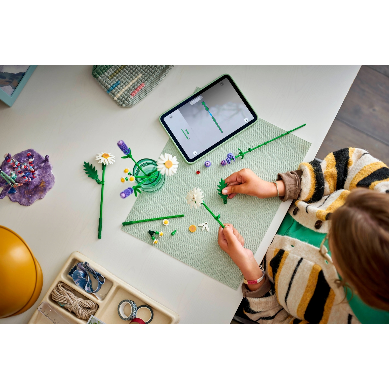 LEGO 11508 Daisies - Botanical Collection - Image 10