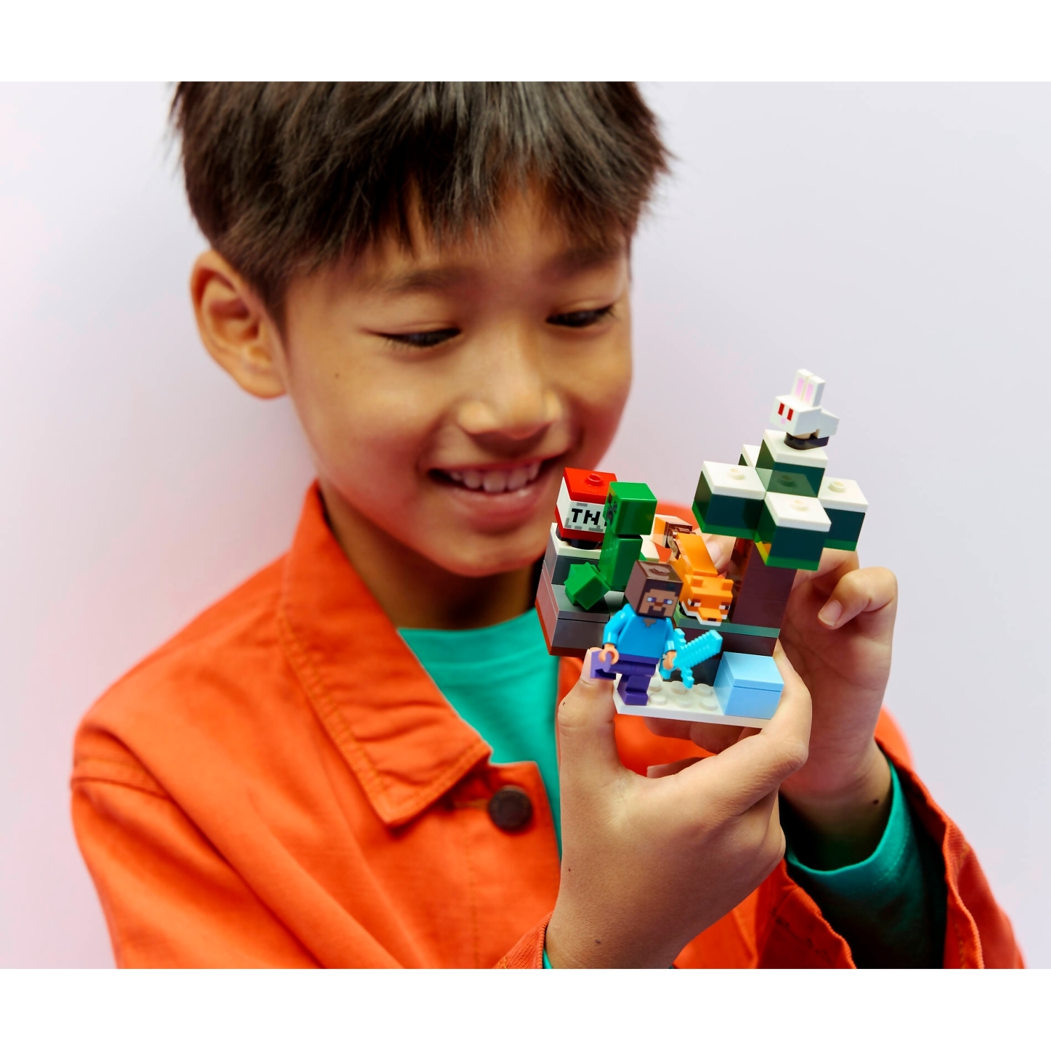 LEGO 21583 Steve's Taiga Adventure - Minecraft - Image 3